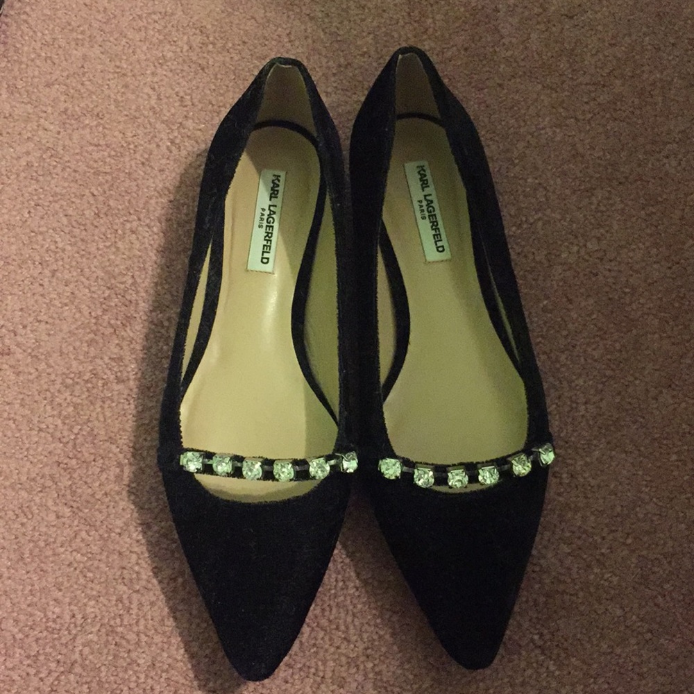 Black flats